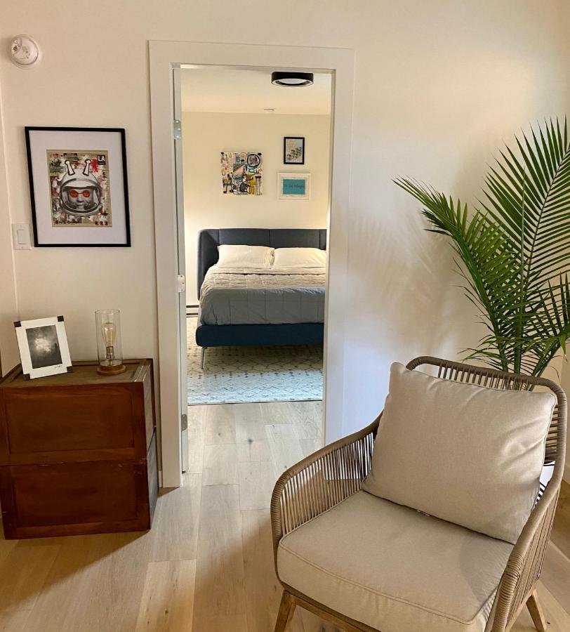 Modern Farmhouse Bed And Breakfast Naramata Esterno foto